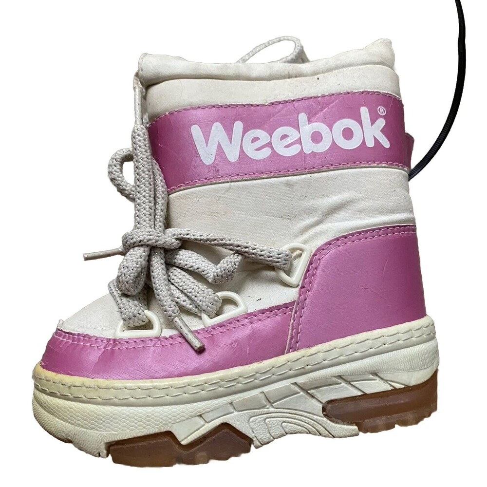 Weebok by Reebok Snow Boots Girls Size 5 Light Up Soles White Pink Lace Up
